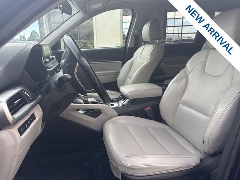 Used 2020 Kia Telluride S w/ S 8 Passenger Seating Package image 16