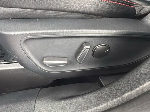 Used 2024 Ford Escape ST-Line Elite w/ Premium Technology Package image 11