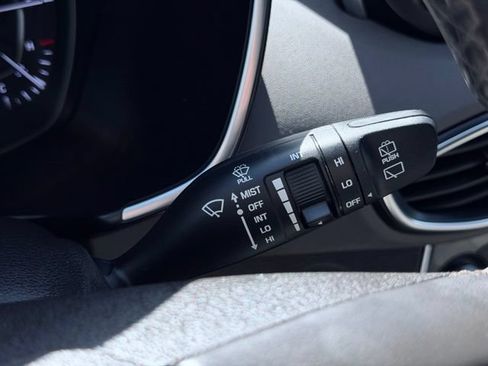 Used 2019 Hyundai Santa Fe Limited w/ Cargo Package AWD/4WD image 34