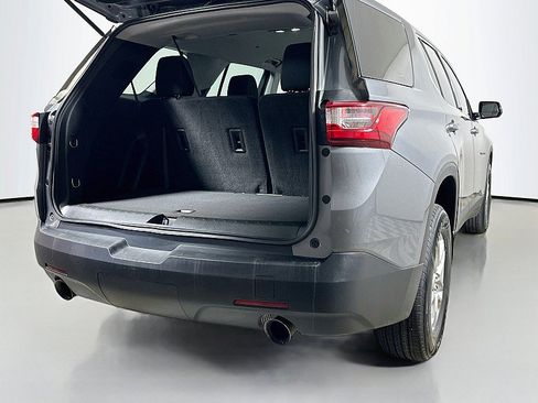 Used 2020 Chevrolet Traverse LS FWD image 24