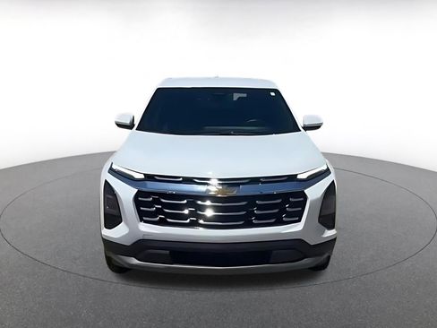 Used 2025 Chevrolet Equinox LT AWD/4WD image 4