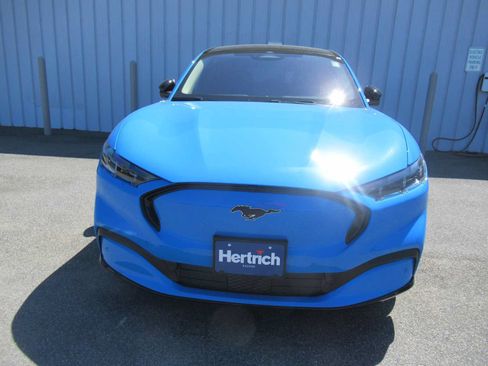 Used 2024 Ford Mustang Mach-E Premium AWD/4WD image 4