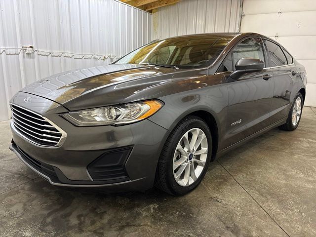 Used 2019 Ford Fusion SE FWD image 3