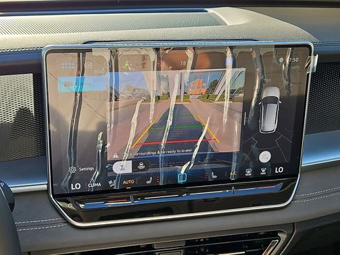 New 2026 Volkswagen Tiguan SE AWD/4WD image 19