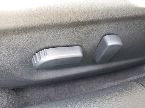 Certified 2025 Nissan Altima 2.5 SR image 10