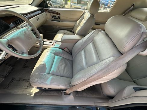 Used 2000 Cadillac Eldorado Touring FWD image 40