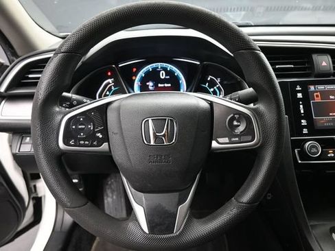 Used 2018 Honda Civic EX image 15