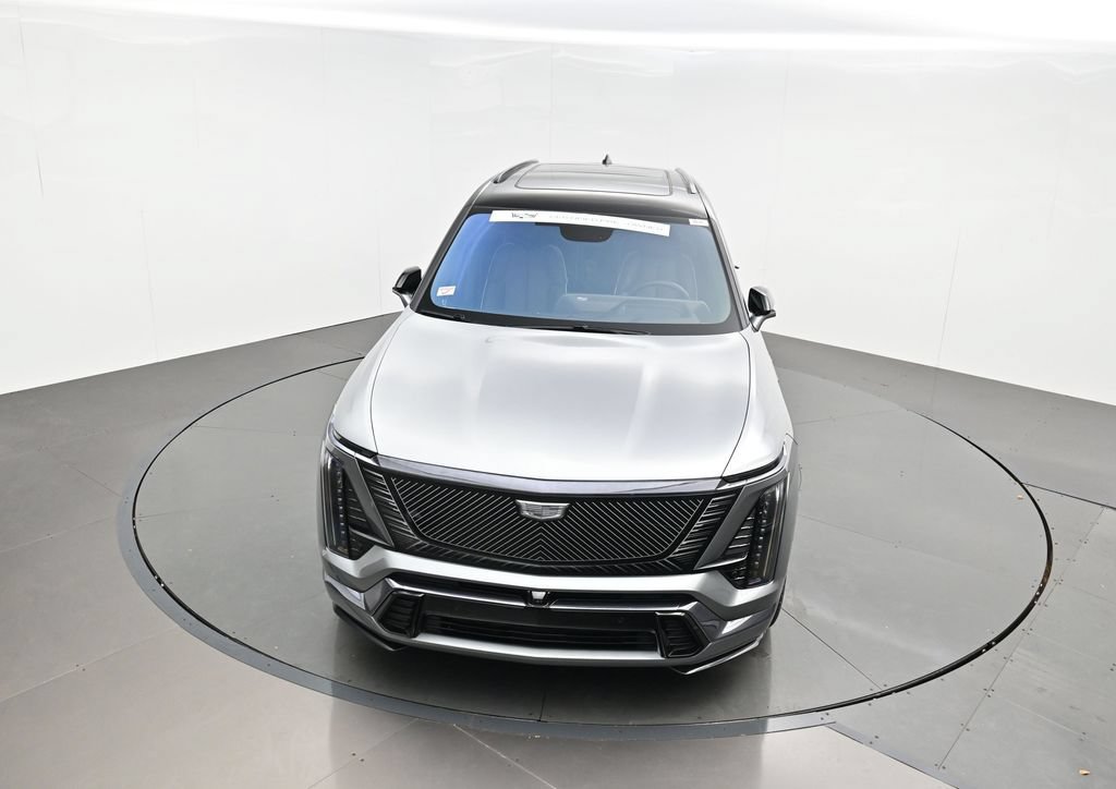 Used 2026 Cadillac Vistiq Platinum w/ LPO, Floor Liner Package AWD/4WD image 39