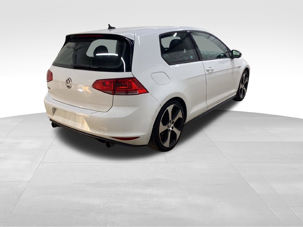Used 2016 Volkswagen Golf 2-Door FWD image 6