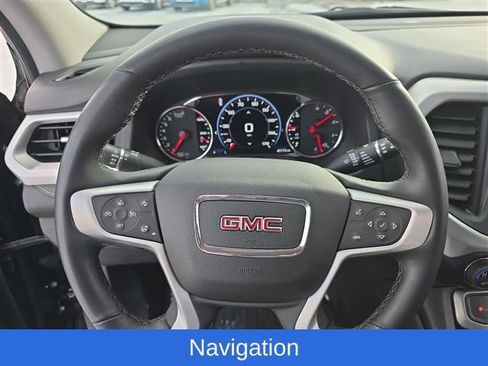 Used 2023 GMC Acadia SLT w/ Technology Package image 15