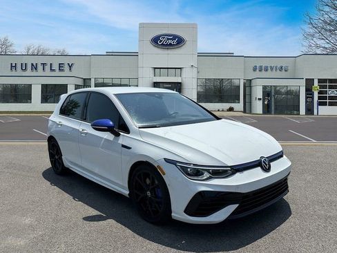 Used 2023 Volkswagen Golf 20th Anniversary Edition image 4