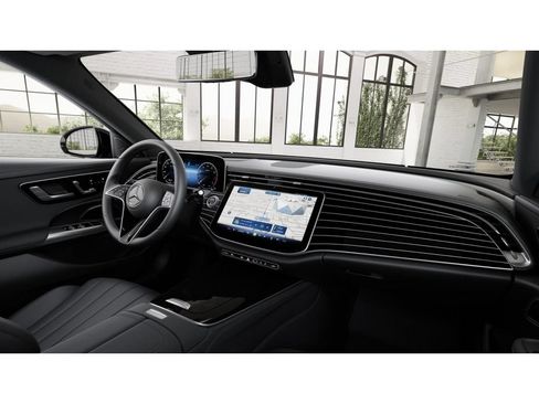 New 2026 Mercedes-Benz E 450 4MATIC Sedan image 6