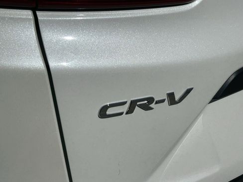 Used 2019 Honda CR-V LX image 9