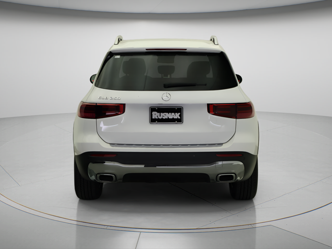 New 2026 Mercedes-Benz GLB 250 image 3