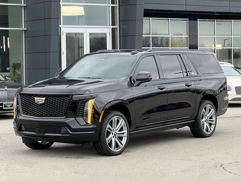 Used 2026 Cadillac Escalade ESV Sport w/ Touring Package image 1