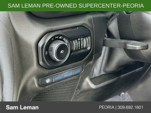 Used 2021 Jeep Wrangler Unlimited Sahara w/ Safety Group AWD/4WD image 10