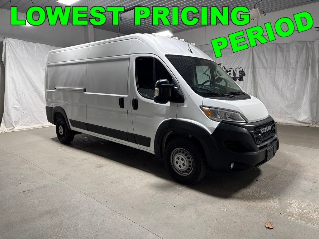 Used 2024 RAM ProMaster 2500 w/ Convenience Group FWD image 1