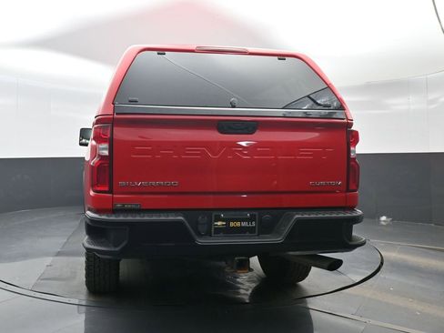 Used 2020 Chevrolet Silverado 2500 Custom w/ Custom Value Package AWD/4WD image 5