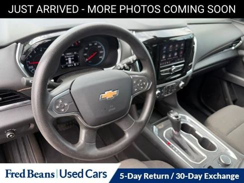 Used 2020 Chevrolet Traverse LS AWD/4WD image 11