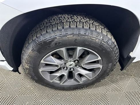 Used 2019 Chevrolet Silverado 1500 RST w/ All-Star Edition image 10