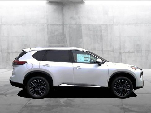 New 2026 Nissan Rogue Platinum AWD/4WD image 5