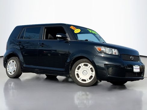 Used 2008 Scion xB image 1