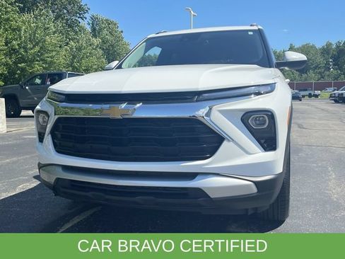 Used 2025 Chevrolet TrailBlazer LT w/ Convenience Package AWD/4WD image 30