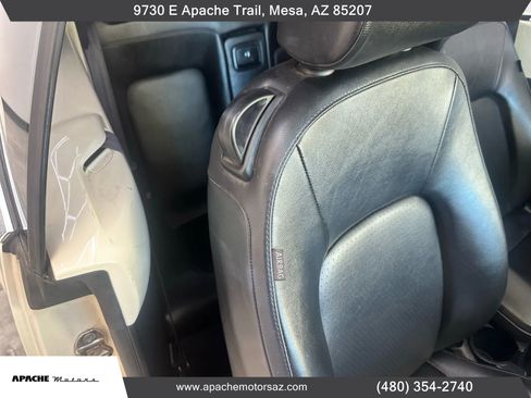 Used 2007 Volkswagen Beetle 2.5 Convertible 2D image 27