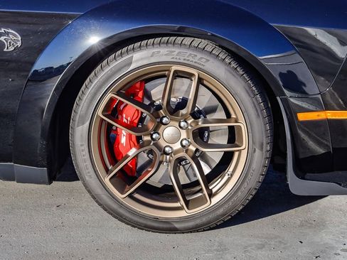 Used 2023 Dodge Challenger SRT Hellcat image 11