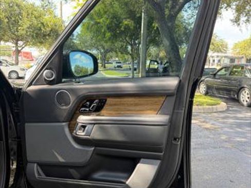 Used 2019 Land Rover Range Rover HSE AWD/4WD image 17
