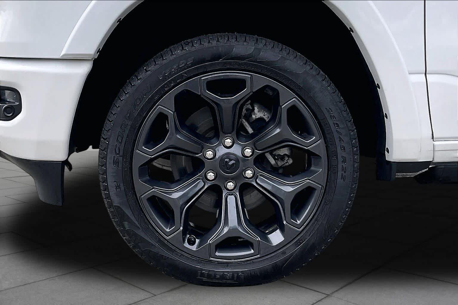 Used 2023 RAM 1500 Limited AWD/4WD image 11