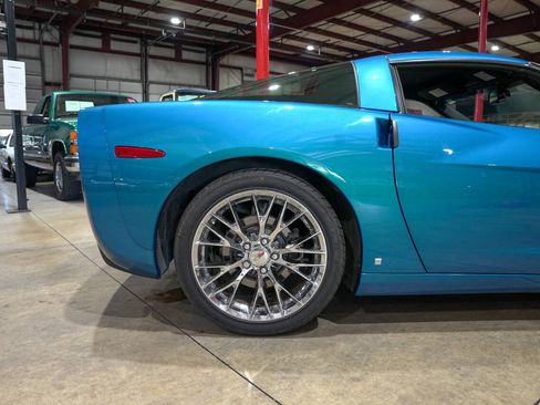 Used 2008 Chevrolet Corvette Coupe RWD image 9