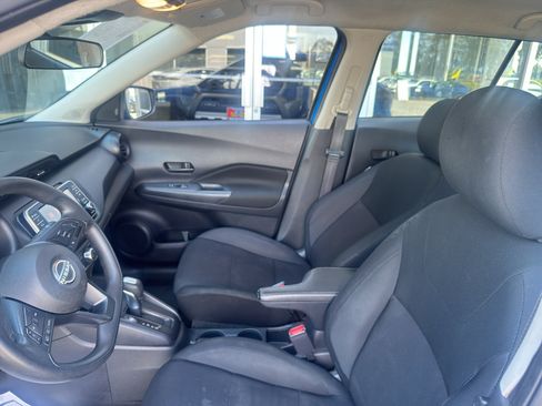 Used 2023 Nissan Kicks S FWD image 4