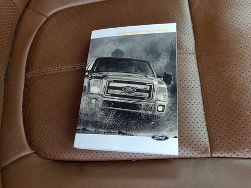 Used 2015 Ford F250 Platinum w/ Snow Plow Prep Package AWD/4WD image 36