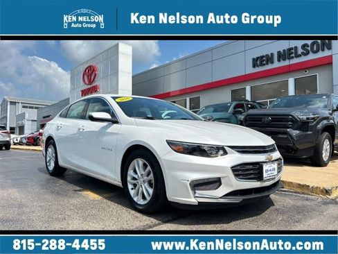 Used 2016 Chevrolet Malibu LT FWD image 1