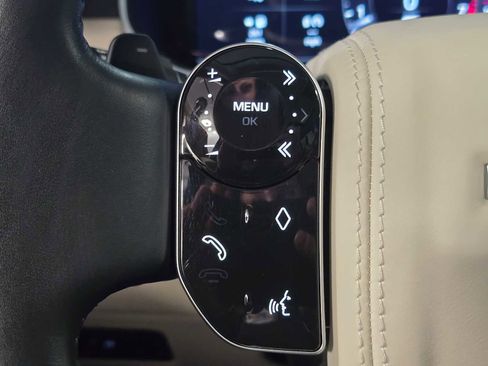 Used 2021 Land Rover Range Rover P525 Westminster Edition LWB image 22