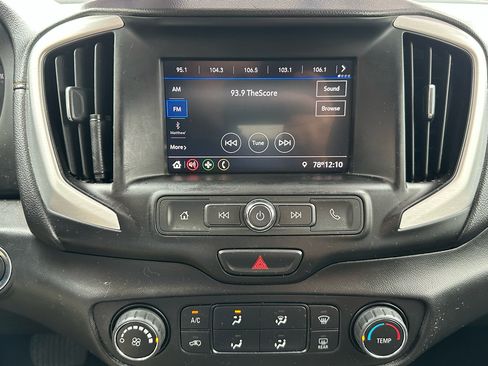 Used 2020 GMC Terrain SLE image 19