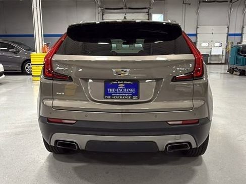 Used 2020 Cadillac XT4 Premium Luxury w/ Cold Weather Package image 5