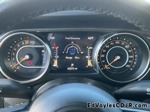 Used 2022 Jeep Gladiator Sport image 29