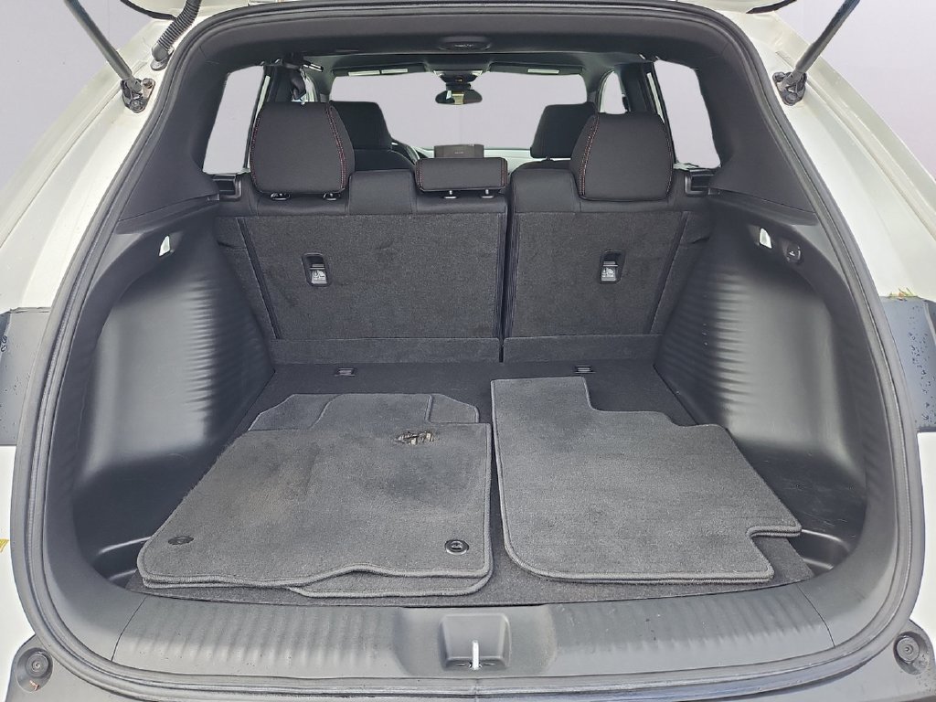 Used 2025 Honda HR-V Sport image 29