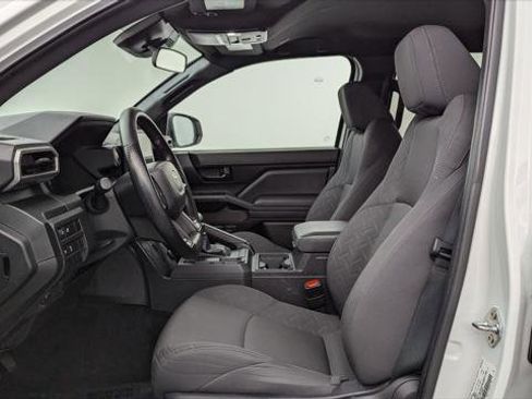 Used 2025 Toyota Tacoma SR image 14