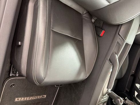 Used 2010 Chevrolet Camaro SS w/ RS Package RWD image 21