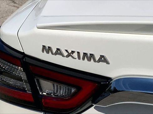 Used 2019 Nissan Maxima Platinum FWD image 28