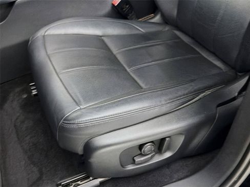 Used 2020 Land Rover Range Rover Evoque SE AWD/4WD image 22