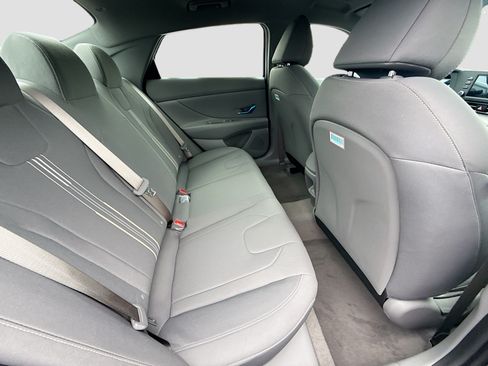New 2026 Hyundai Elantra Sport FWD image 19
