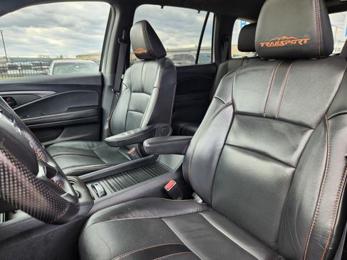 Certified 2022 Honda Passport TrailSport image 7