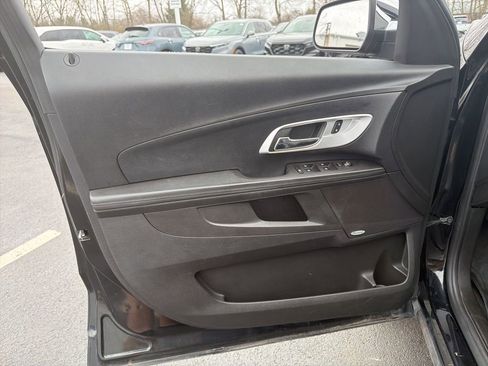 Used 2016 Chevrolet Equinox LTZ w/ Enhanced Convenience Package image 18