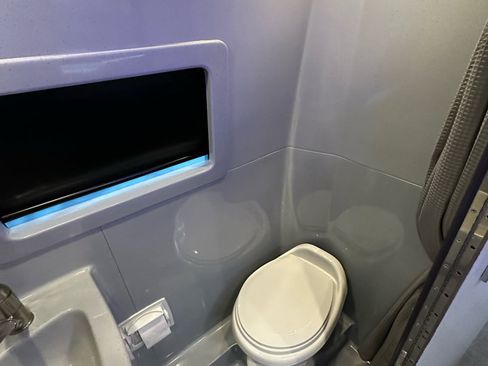 Used 2024 Mercedes-Benz Sprinter 3500 image 53