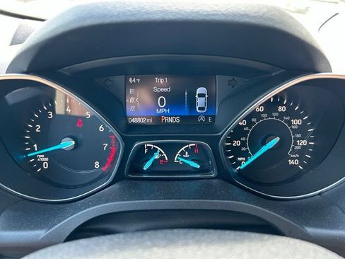Used 2019 Ford Escape SEL FWD image 2