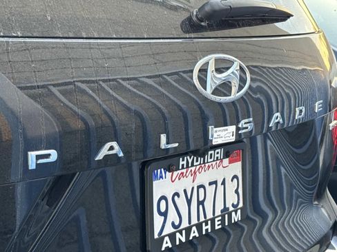 Used 2025 Hyundai Palisade Calligraphy image 4